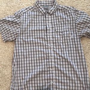 Men’s Columbia plaid button down shirt.